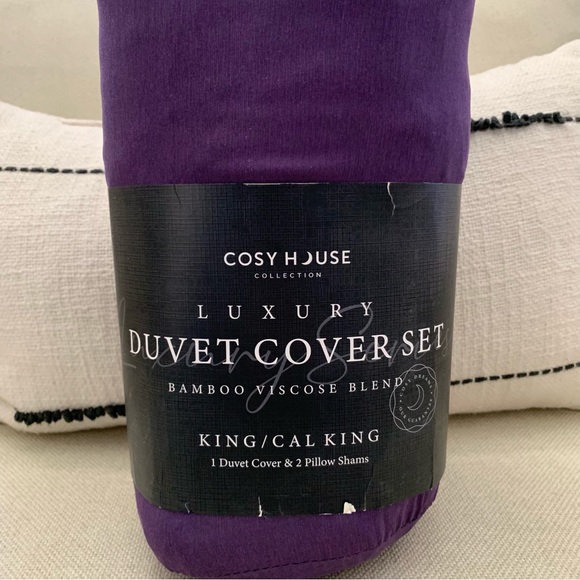 New $145 Luxury Duvet Cover Set
Bamboo Viscose Blend in Purple - Picture 2 of 8